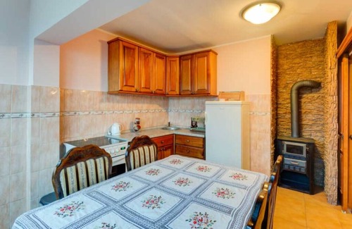 Karuc Apartment | Magestic Lake - Spacious 2BD Apartment
