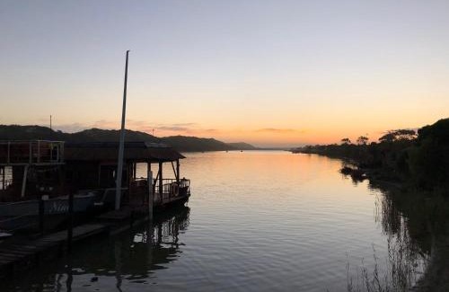 Colchester Boat Rental | Maggie May House Boat - Colchester - 5km from Elephant Park