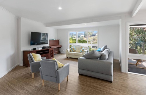 Goughs Bay House | Maggies Getaway - Close to Lake Eildon