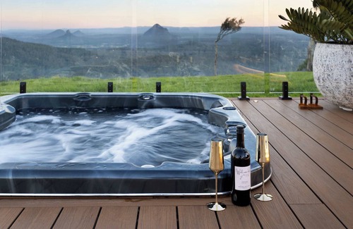 Bald Knob House | Magical Dome At Petrichor Estate