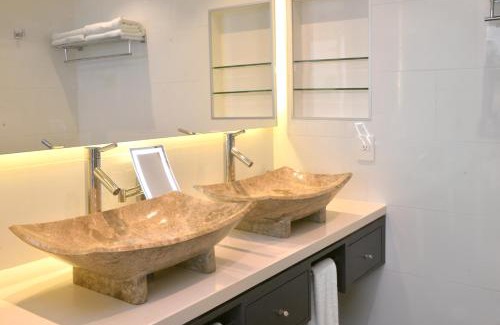 Downtown Apartment | Magia Beachside Condo
