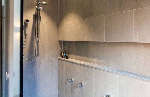Manly House | MAGIC IN MANLY- LUXURIOUS BEACHOUSE