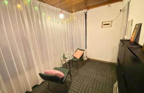 Seogang-dong House | Magic room HONGDAE GUESTHOUSE