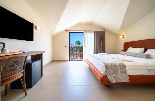 Oludeniz City Center Hotel | Magic Tulip Beach Hotel