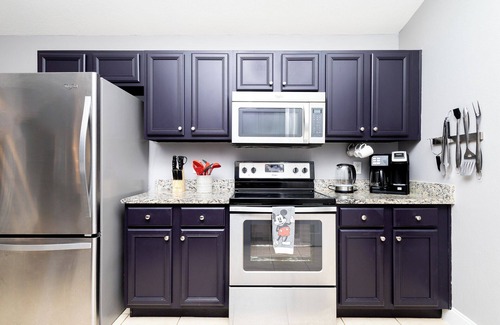 West Kissimmee House | Magic Villa, 10 Mins to Disney – Fun for the Whole Family w/Pool & Game Room!