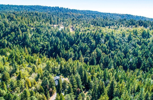 Gualala House | Magical 11-acre retreat with hot tub, fireplace, grill, & amazing sunset views
