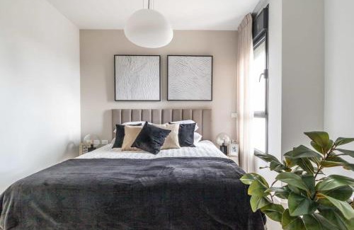 Kiryat Moshe Apartment | Magical 2BR Parking with amazing view in city gate