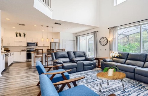 Kissimmee House | Magical 7BR Resort Pool Home Near Disney & Orlando Attractions
