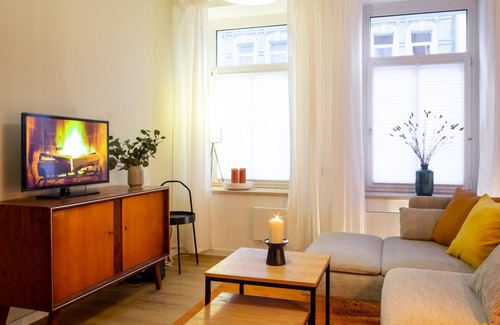 Altlindenau Apartment | Magical Apartment Close to Lindenauer Markt