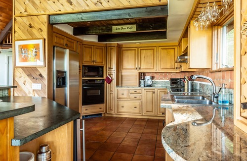 Woodstock Ski Chalet | Magical Chalet with spectacular views