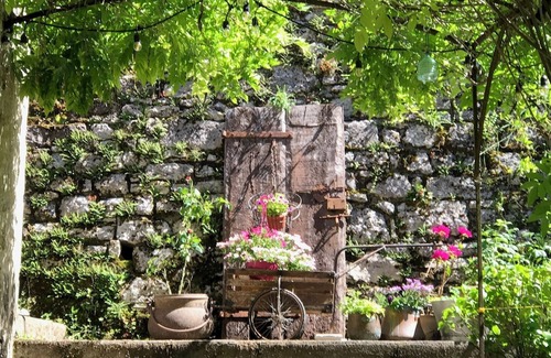 Saint-Cirq-Lapopie House | Magical, Medieval Home in Artists Village, Ideal for Families or up to 4 Couples