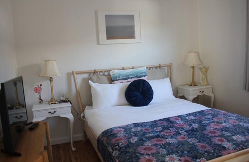 Minnamurra Apartment | Magical Minna - Fully furnished riverside 2BR Apt near Kiama