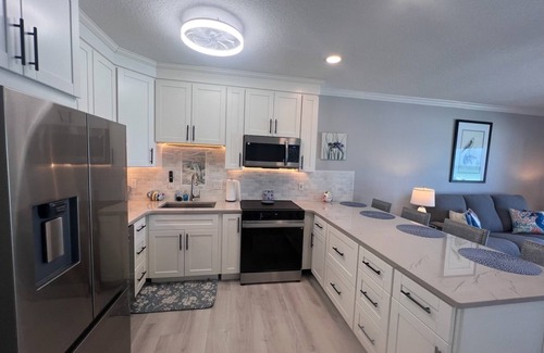Bradenton Beach Condo | Magical Oceanfront Getaway!