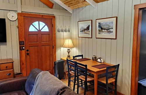 Gold Bar Cabin | Magical Retreat on the Skykomish River