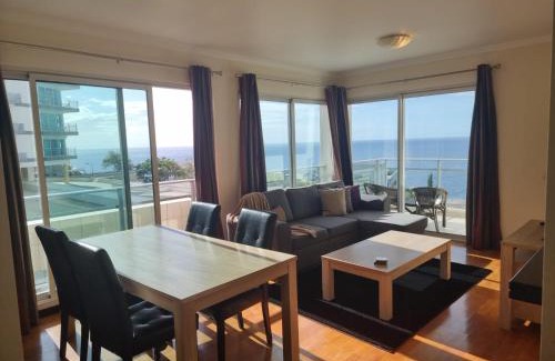Sao Martinho Apartment | Magical Seaview (Free Parking)