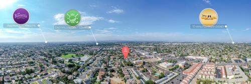 Southwest Anaheim Villa | Magical Spacious Villa -10BEDS - 3 Mi to Disneyland and Socal Gems