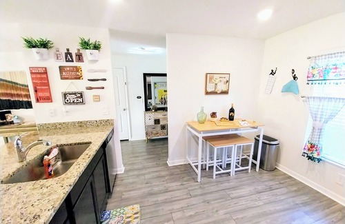 Biggar House | Magical Sweet Home in Nature & Peace in Fort Myers, located near all you need!