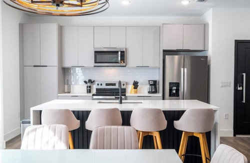 Bahama Bay House | Magical Vacation Home 15 Min from Disney
