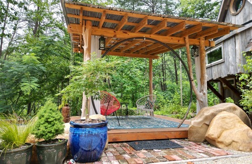Gatlinburg - Pigeon Forge Apartment | Magical Wizard Tiny House Near Top Attractions!
