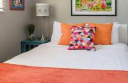 Hermosa Village House | MagicwayVillas TeaCup Pool House - Walking Distance to Disneyland