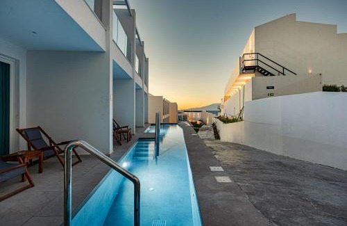 Neromilos Hotel | Magique Bleu Suites