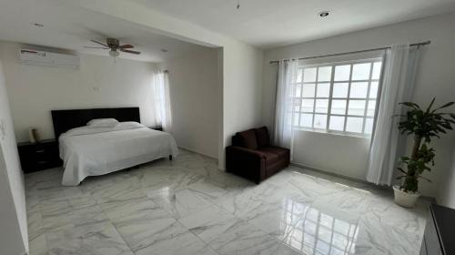 S.M. 57 House | Magnífica casa con alberca privada a 10 min del mar