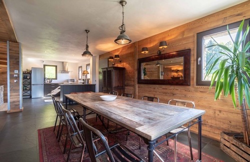 Montvalezan Apartment | Magnificent 145m2 chalet apartment with breathtaking views!