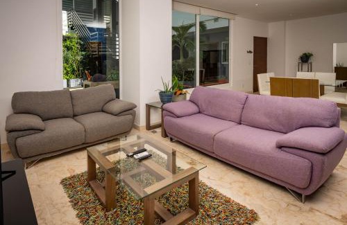 Zazil-ha Apartment | Magnificent 2 blocks from the beach and 5th Ave