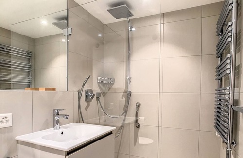 Verbier Apartment | Magnificent 2 room apartment fully renovated, close to the popular and quiet district called "Le Ham