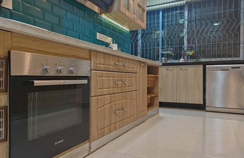 Bangalore City Center Apartment | Magnificent 3BHK -Wifi 100 Mbps - 100 mts to Metro For Families & Corporates