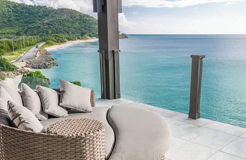 Fryes Beach Villa | Magnificent 4 bedroom villa with wrap around pool
