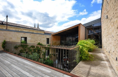Chartrons House | Magnificent, 700-sq.m refurbished wine storehouse in central Bordeaux-Chartons