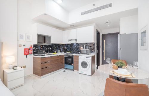 Al Barsha Apartment | Magnificent and Elegant Studio in Al Barsha South