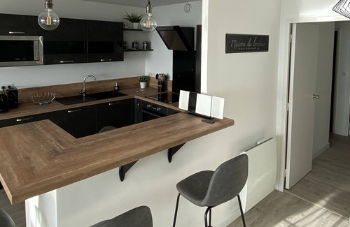 Pornichet Apartment | MAGNIFICENT APARTMENT WITH DIRECT BEACH ACCESS