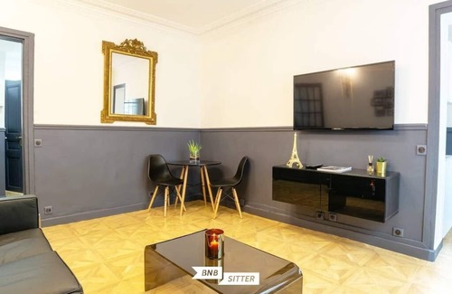 Passy Apartment | MAGNIFICENT APARTMENT NEAR THE EIFFEL TOWER