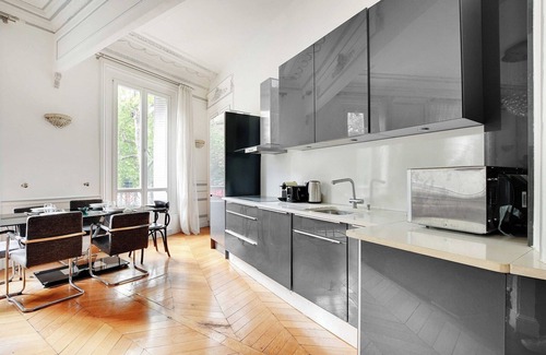 Champs-Elysees Apartment | Magnificent Appt - 2BD/4P - Champs-Élysées/Alma