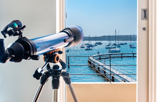 Double Bay Apartment | Magnificent Art Deco Waterfront apartment on the edge of Redleaf Beach