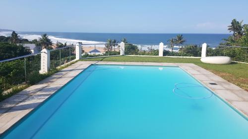 Zinkwazi Beach House | Magnificent beach house with stunning ocean views!