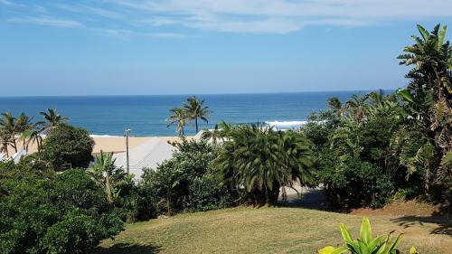 Zinkwazi Beach House | Magnificent beach house with stunning ocean views!