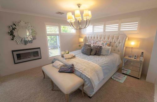 Alkimos House | Magnificent Beach Retreat
