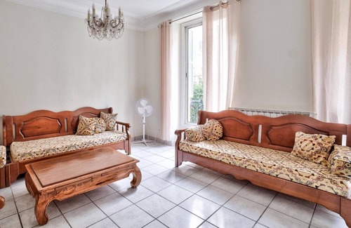 Lepante Quarter Apartment | Magnificent bright apartment near the coast