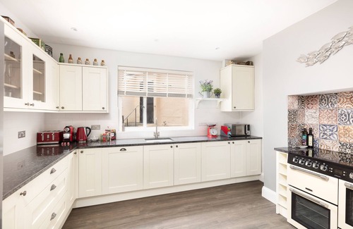 Bath House | Magnificent City Centre Townhouse