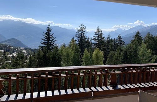 Lens Apartment | MAGNIFICENT CRANS MONTANA APARTMENT