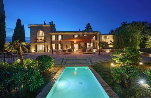 Le Pradet House | Magnificent estate, 11 suites — a unique blend of Provence & the Côte d’Azur