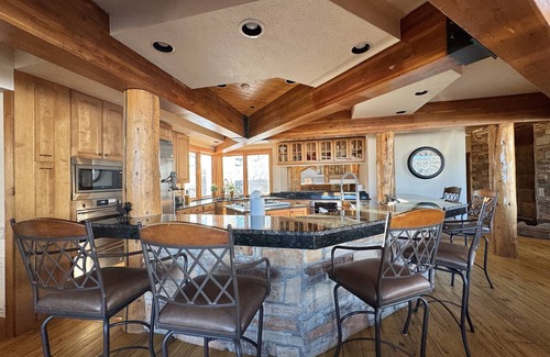 Silverthorne House | Magnificent Estate in Summit County near Keystone, Copper, Breckenridge & Vail