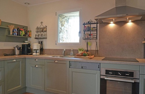 Viols-en-Laval Villa | Magnificent farmhouse with private pool and garden