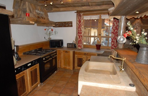 Champagny-en-Vanoise Ski Chalet | Magnificent and luxurious chalet of village of Champagny in Vanoise