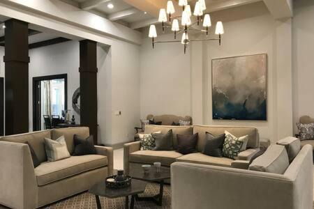 The Woodlands Apartment | Magnificent Furnished Apartment near Exxon Campus