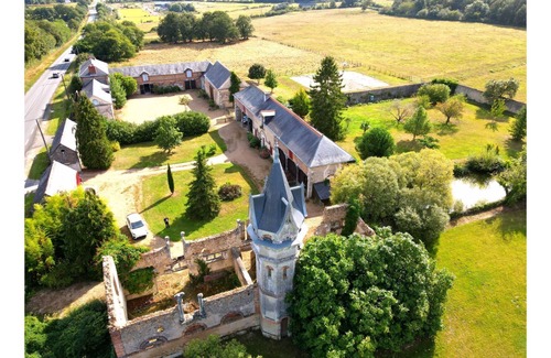 Villiers-au-Bouin House | Magnificent gîte with spa and year-round pool