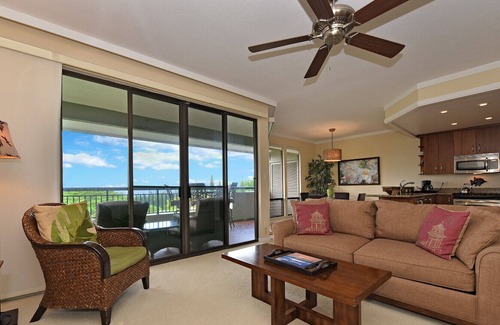 Kapalua Condo | Magnificent Gold Unit with Full Ocean View - Read the 100+ 5 Star Reviews!